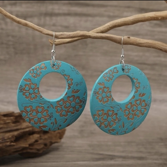 Bohemian Turquoise Floral Wooden Round Hoop Earrings - Picture 2 of 4